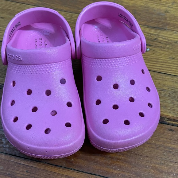 CROCS Other - PRICE FIRM Crocs Size 11t